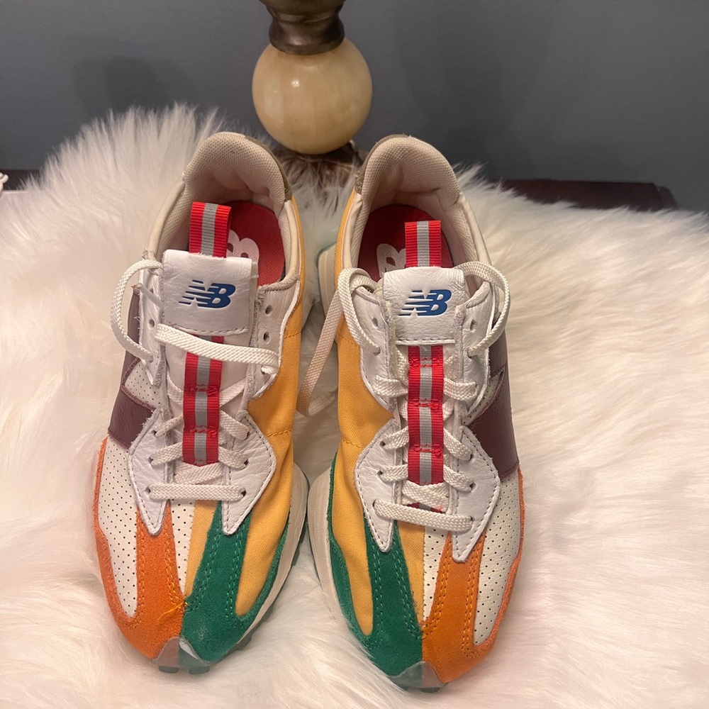 New Balance 327